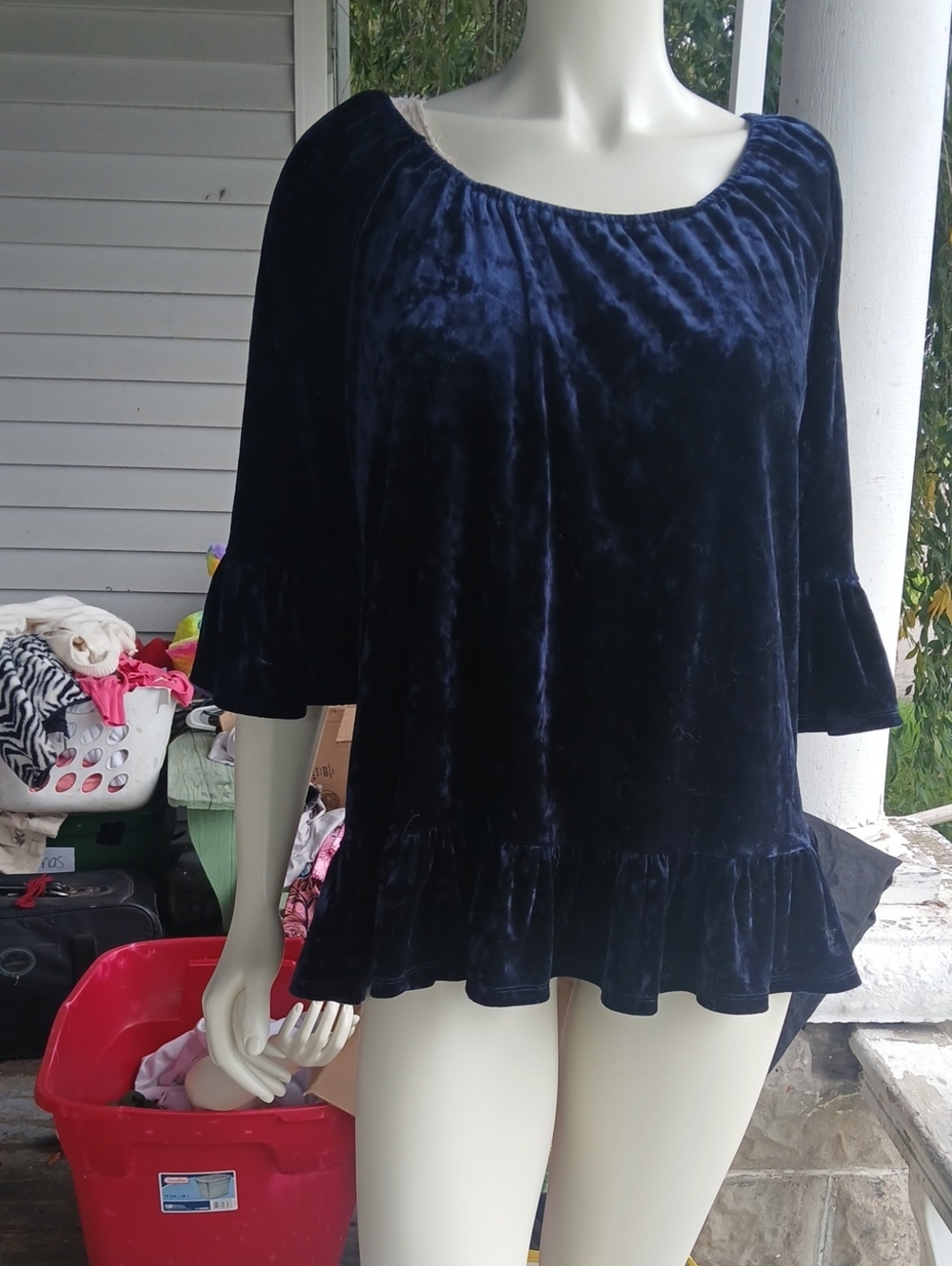 NWT Beach Lunch Lounge Velvet Bell Sleeve Top in Deep Navy Size Large